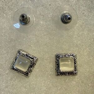 Elegant RMN Roman Company Silver Square Earrings with White Middle Stone